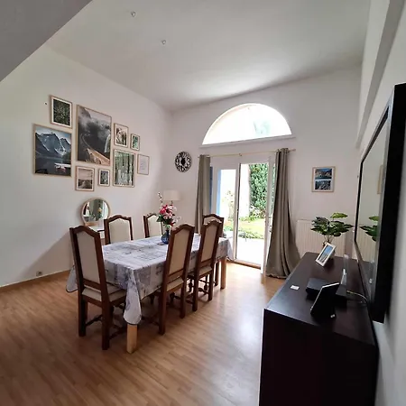 Dom wakacyjny Maison Jouy-le-Moutier
